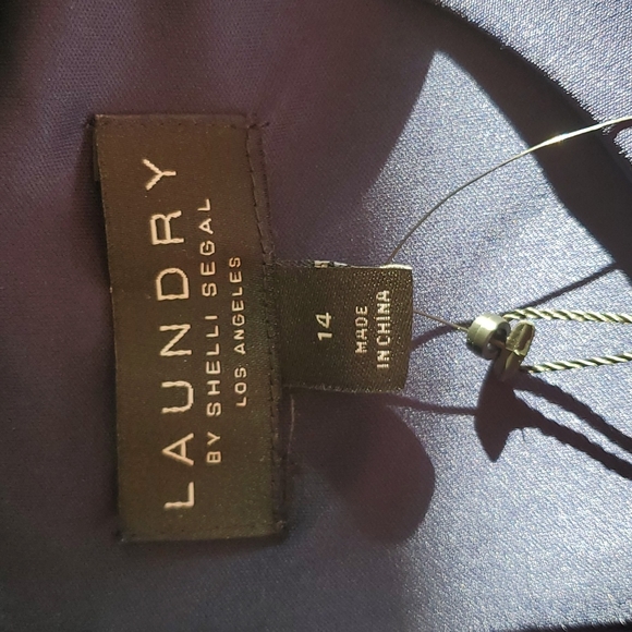 Navy dress. - Picture 4 of 4